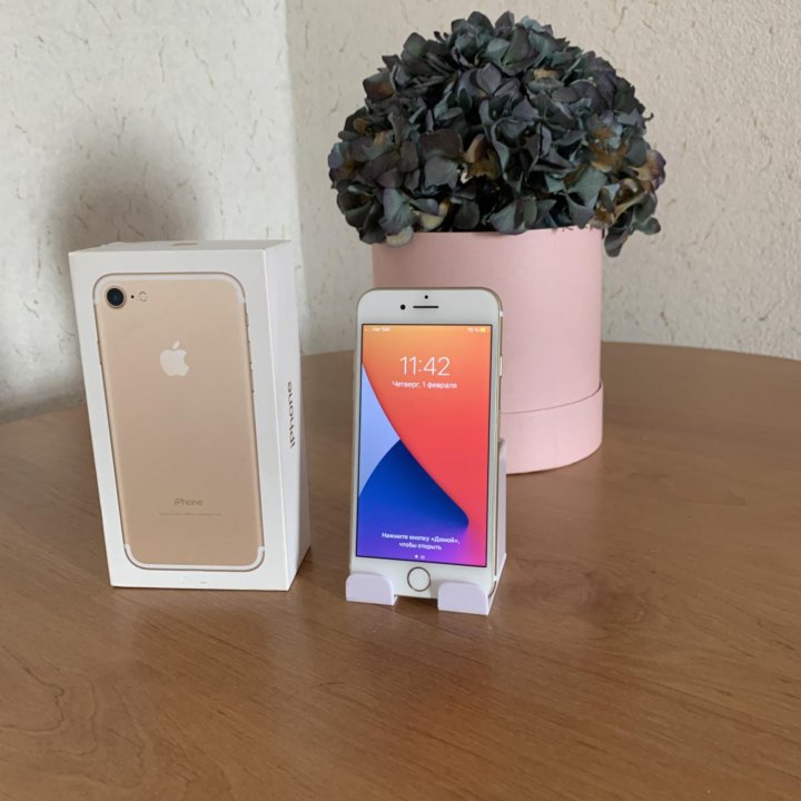 iPhone 7 32GB Gold Ростест