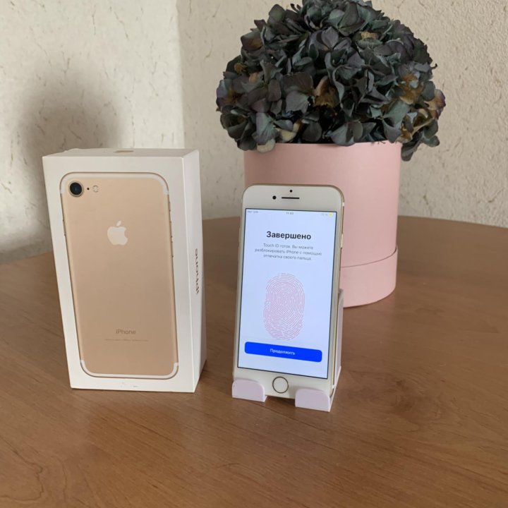 iPhone 7 32GB Gold Ростест