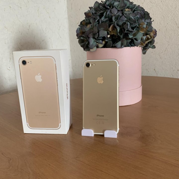 iPhone 7 32GB Gold Ростест