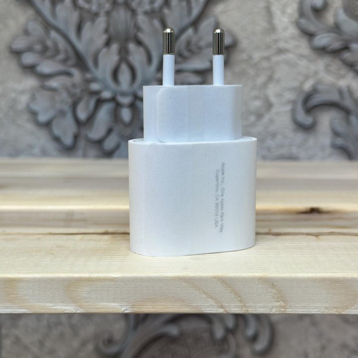 Блок для iPhone USB-C Оригинал