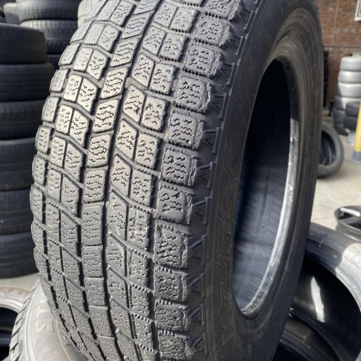 195/65 R14 Bridgestone Blizzak MZ-03