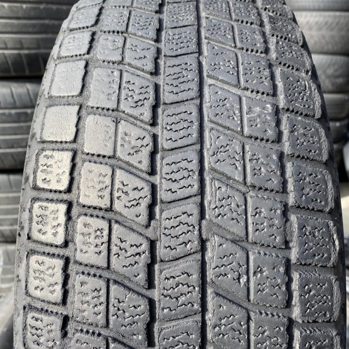 195/65 R14 Bridgestone Blizzak MZ-03