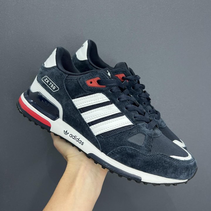 Кроссовки adidas zx 7500