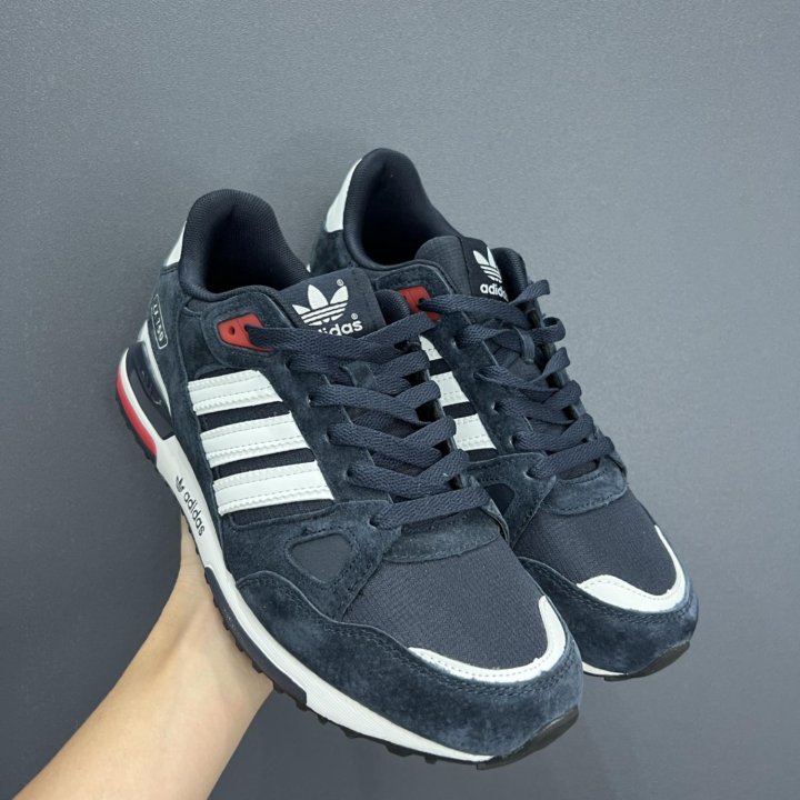 Кроссовки adidas zx 7500