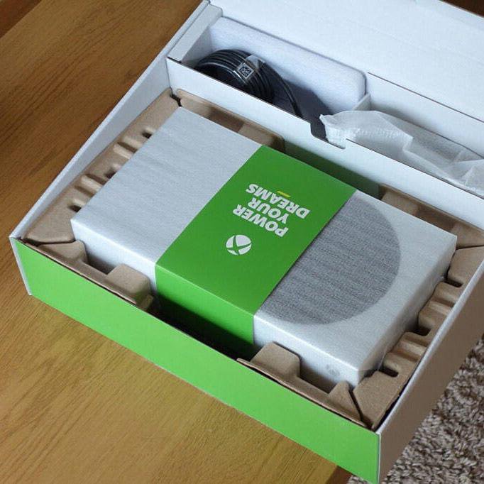 Xbox Series S 512GB (Новая.Гарантия)