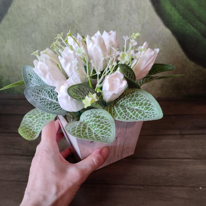 Букет белых тюльпанов из мыла 