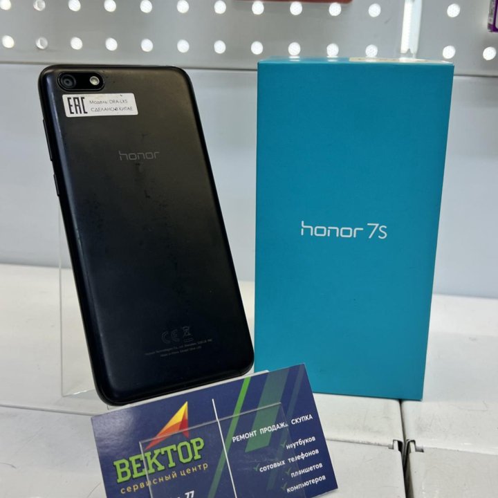 Телефон Huawei Honor 7S