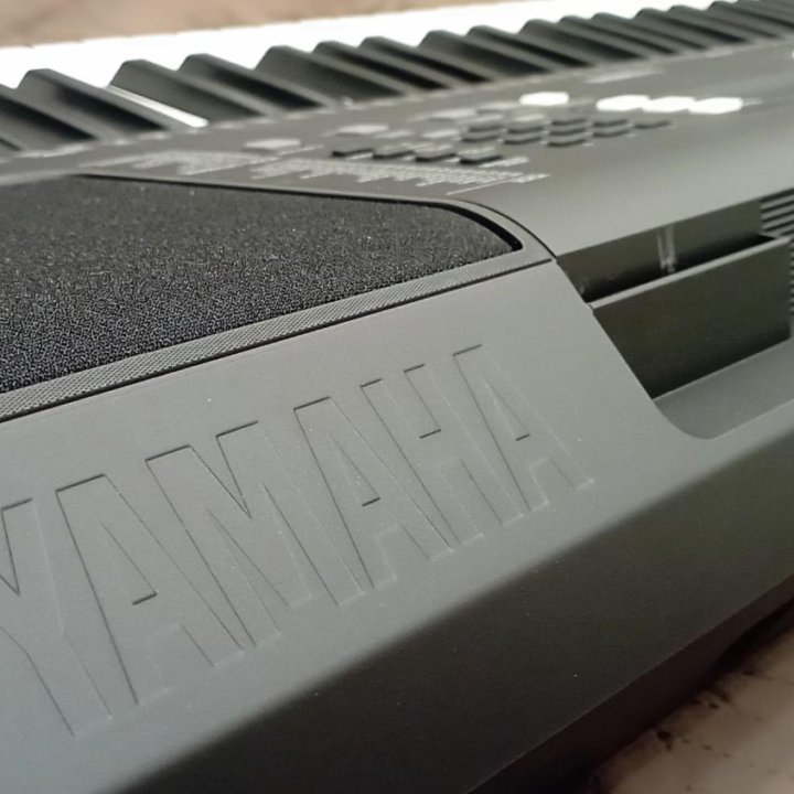 Синтезатор Yamaha psr e363