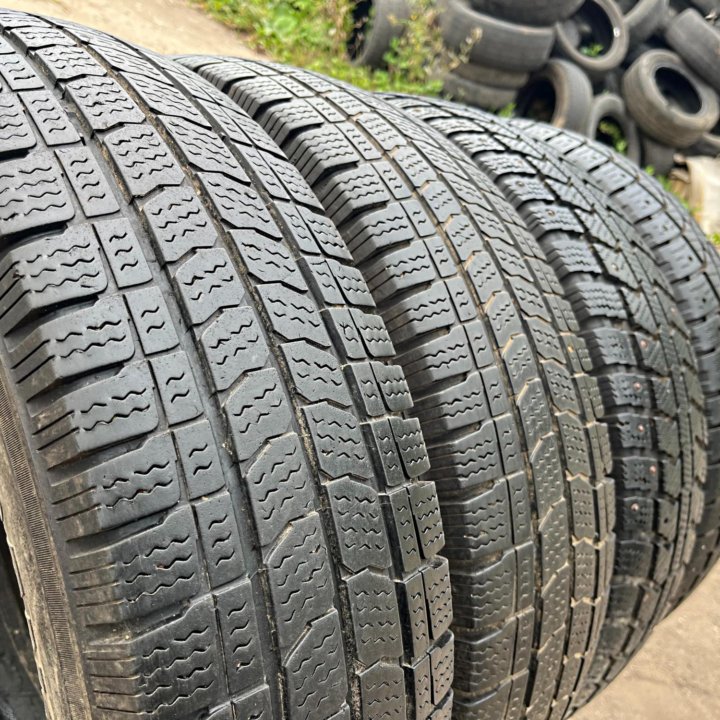 Зима Цешка Keber Кама Tigar 205/75 R16C