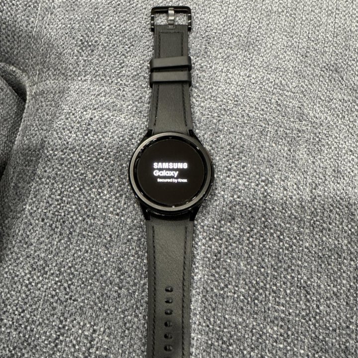 Смарт часы Samsung Galaxy Watch 6 Classic 43 мм