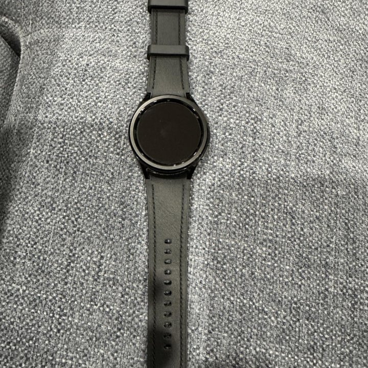 Смарт часы Samsung Galaxy Watch 6 Classic 43 мм