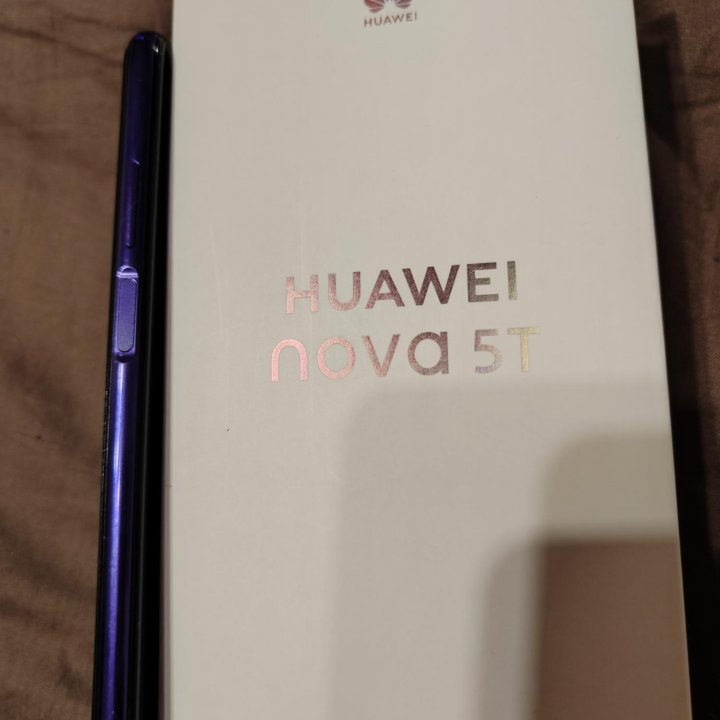 Смартфон Huawei Nova 5t