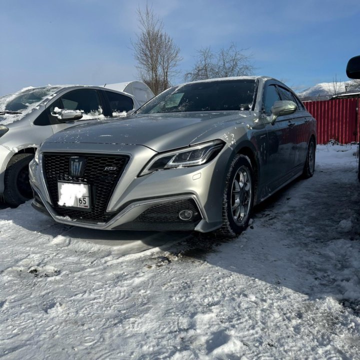 Toyota Crown, 2019