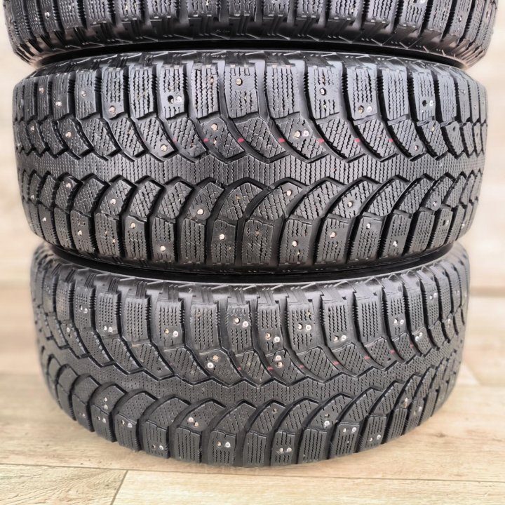 205/60/16, Bridgestone Spike 01, 4 шт