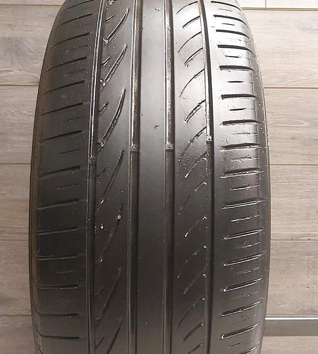 Hankook Ventus ME01 K114 R17 235/55 99W