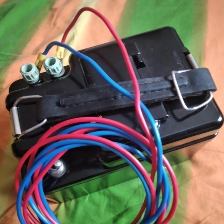 Мегаомметр