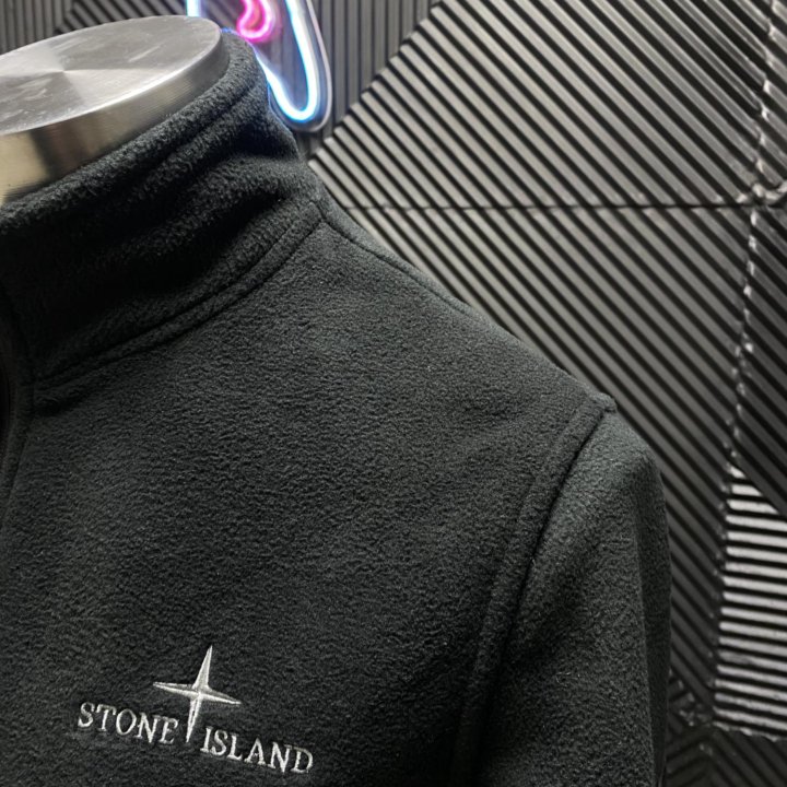 Кофта на флисе stone island