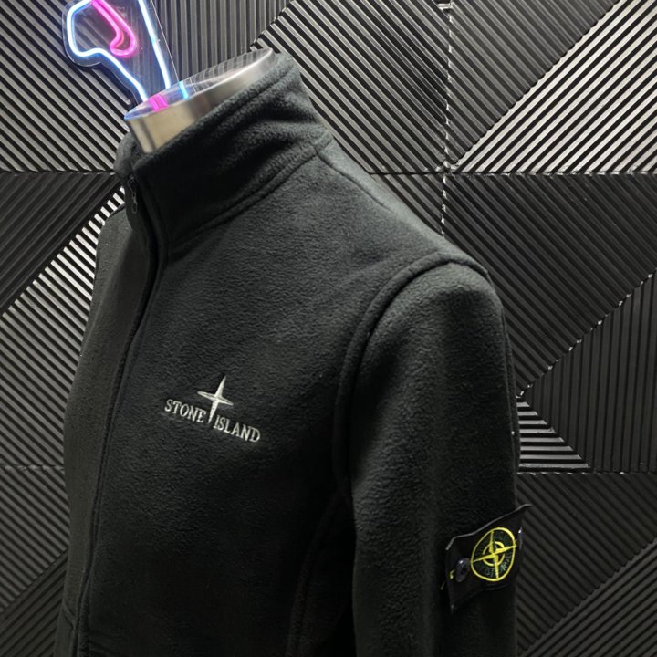 Кофта на флисе stone island