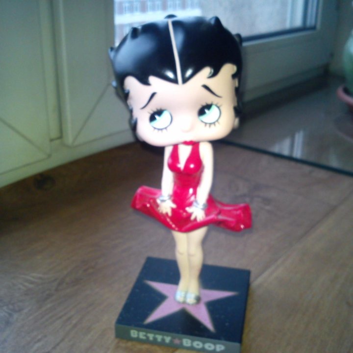 Фигурка Betty Boop винтажная.