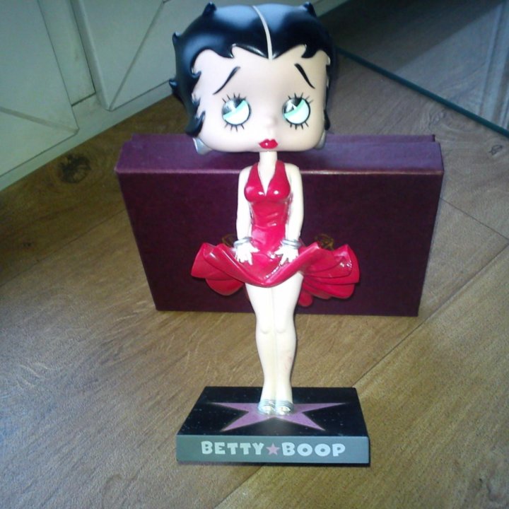 Фигурка Betty Boop винтажная.