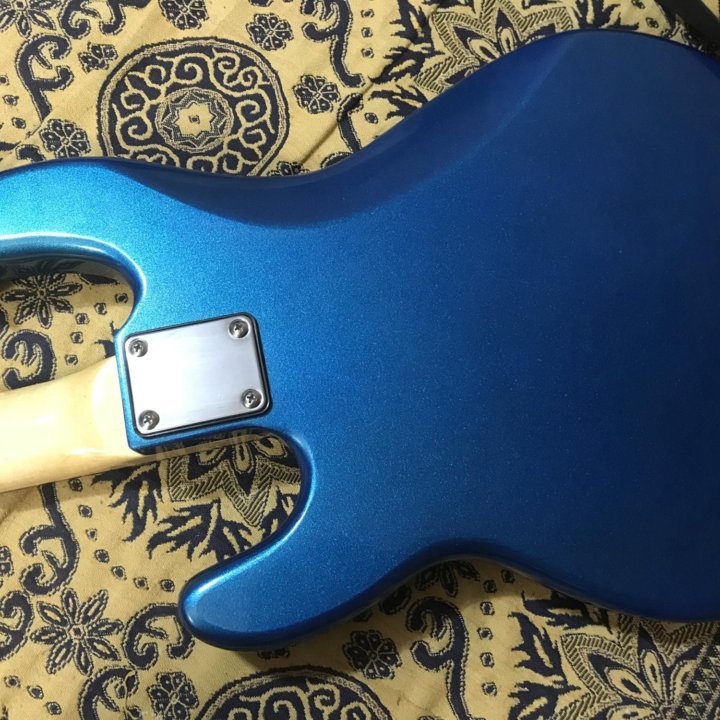 Music man Stingray бас гитара