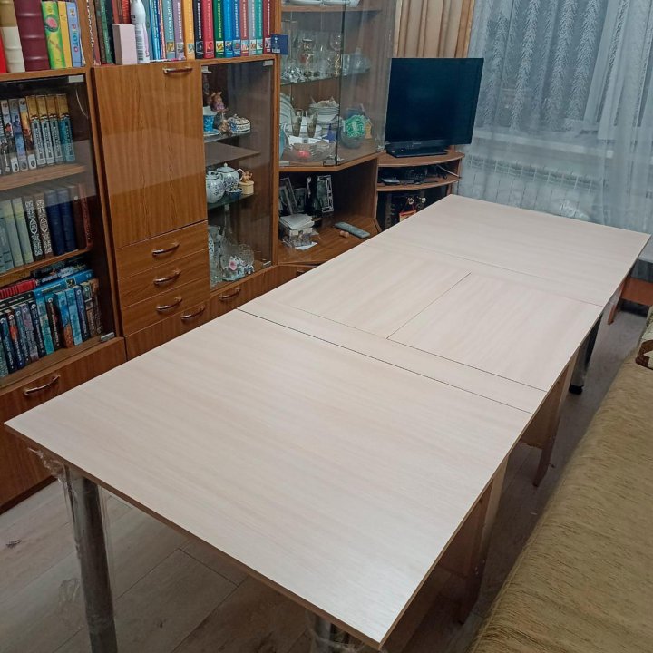 Стол-книжка / кухонный стол / обеденный стол