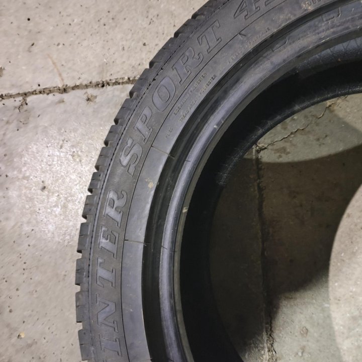 Dunlop 235/50/18 зима 1шт