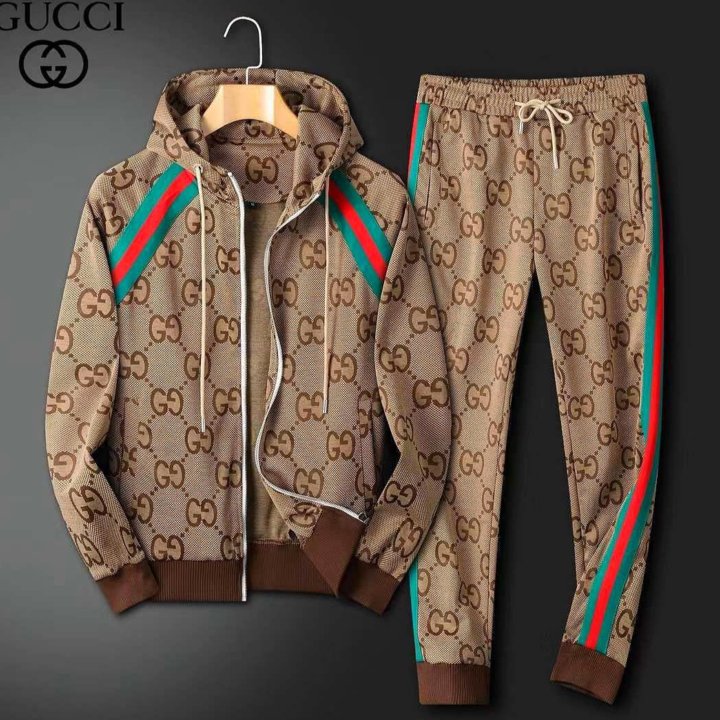 Костюмы Gucci премиум