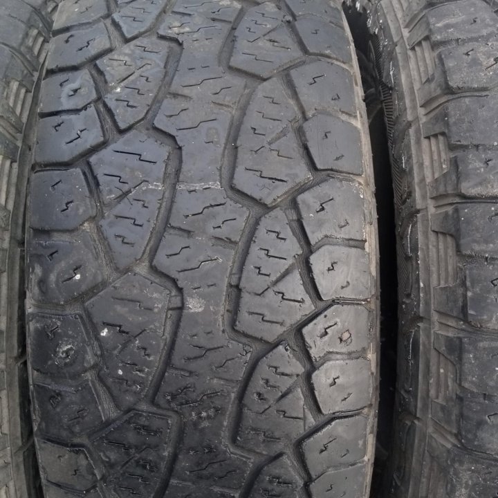 235/70r16