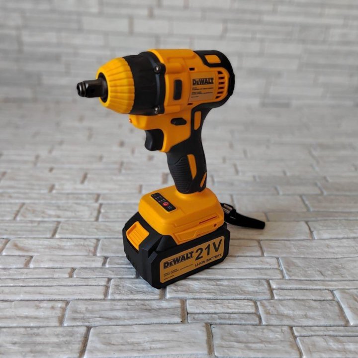 Аккумуляторные гайковёрты Makita, Dewalt