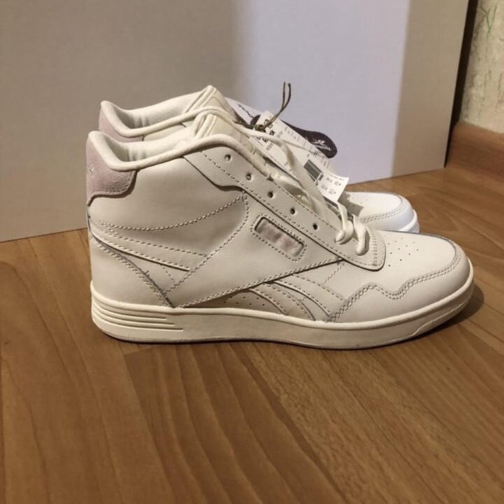 Кроссовки reebok 39