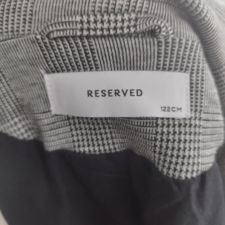 Новый школьный пиджак на девочку Reserved, р 122