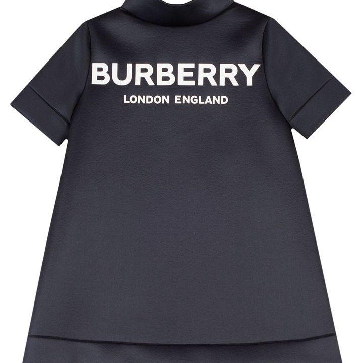 Платье Burberry 140