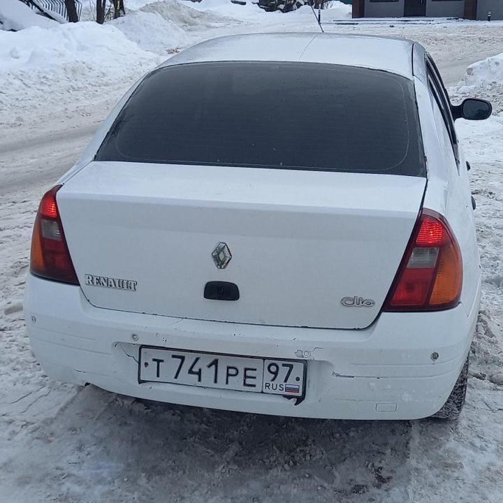 Renault Clio, 2001