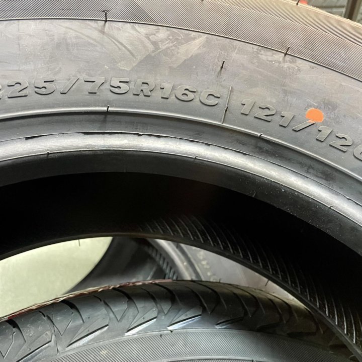 225/75 R16C 121/120R Firemax FM Лето