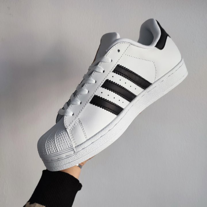 Кроссовки Adidas Superstar