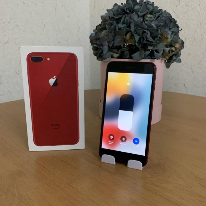 iPhone 8 Plus 64GB Red Product Ростест Идеал