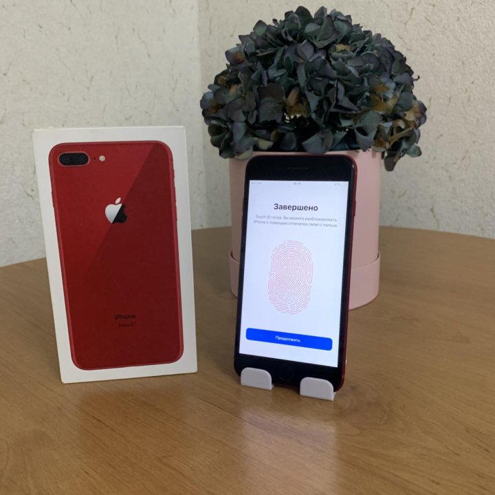 iPhone 8 Plus 64GB Red Product Ростест Идеал