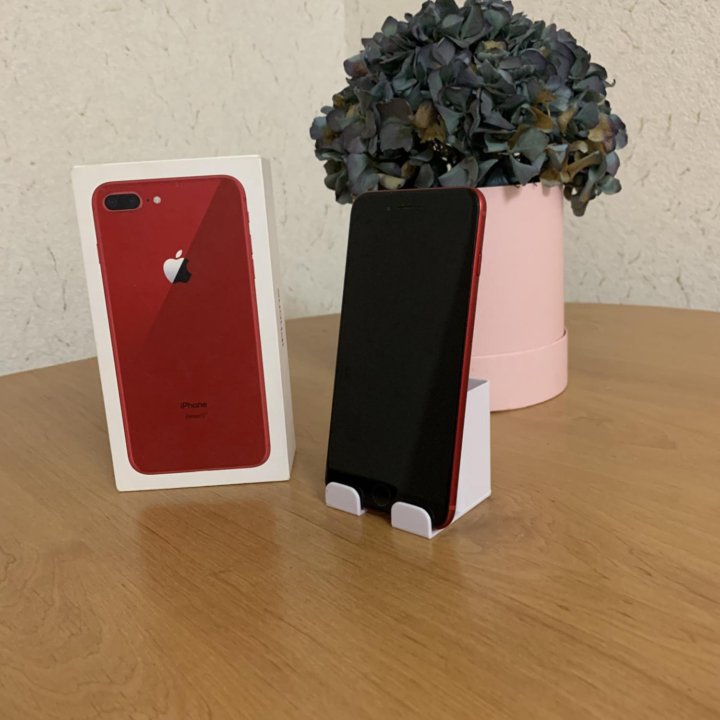 iPhone 8 Plus 64GB Red Product Ростест Идеал