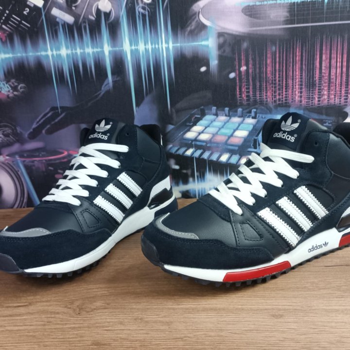 Кроссовки мужские Adidas ZX 750 зима