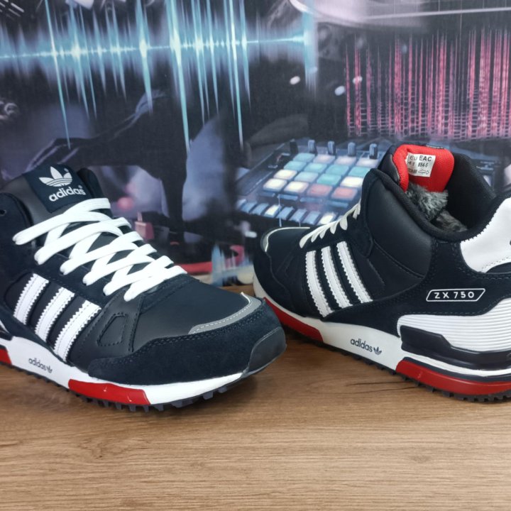 Кроссовки мужские Adidas ZX 750 зима