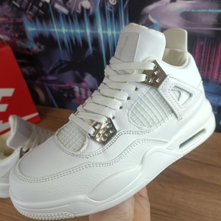 Кроссовки Nike air Jordan зима