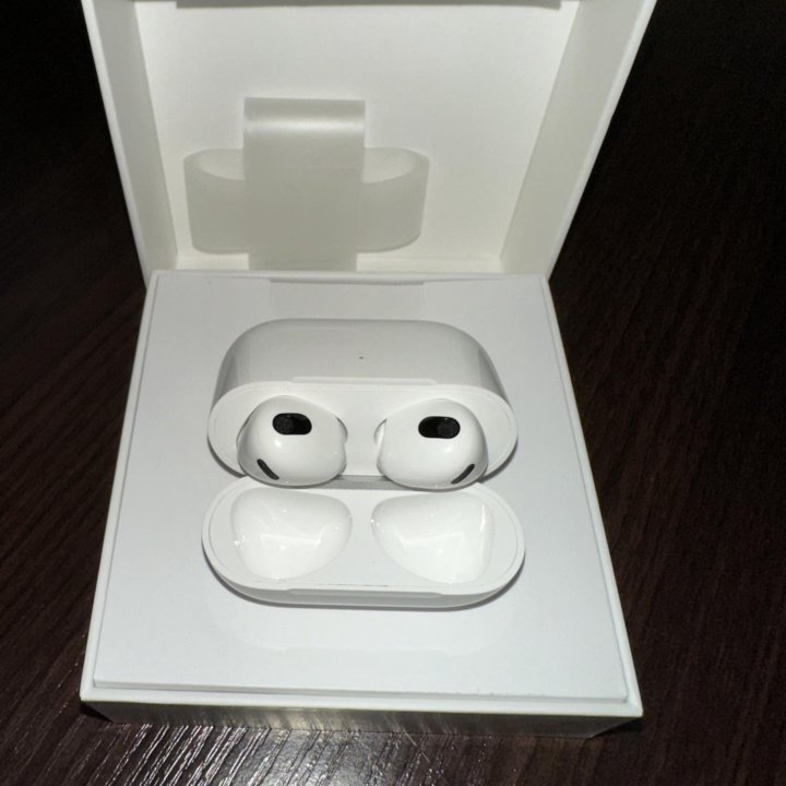 Наушники apple airpods 3 с чехлами