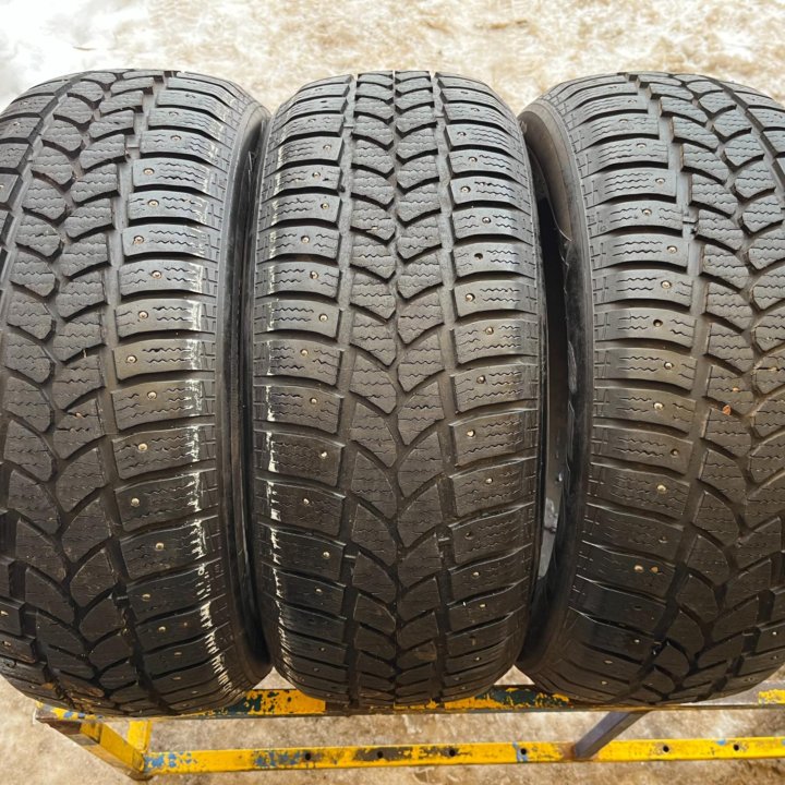 2 шт. Зима Тigar Sigura Stud 215/55 R16 97Т