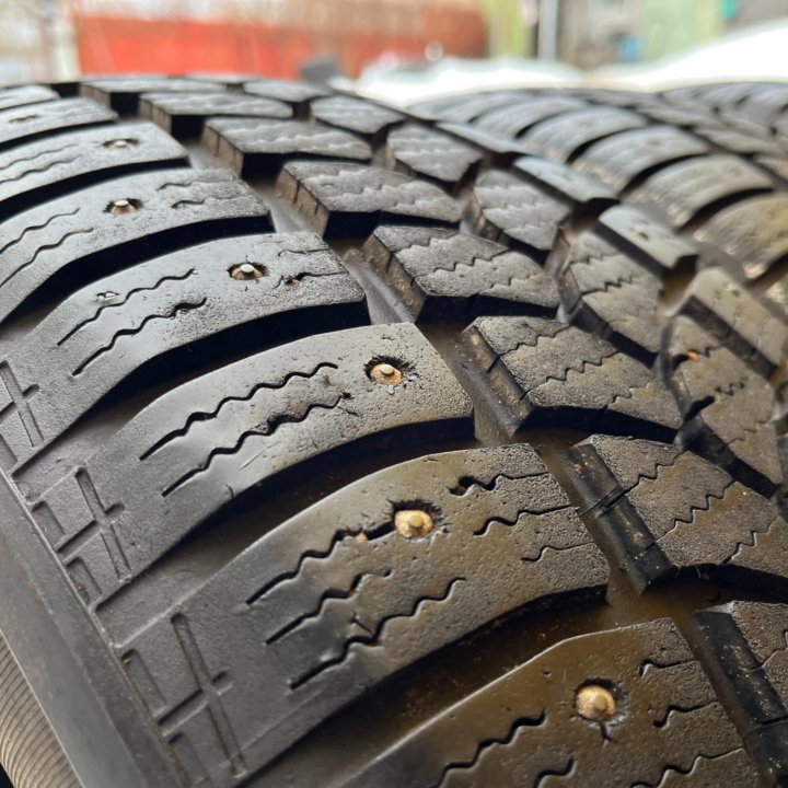 2 шт. Зима Тigar Sigura Stud 215/55 R16 97Т