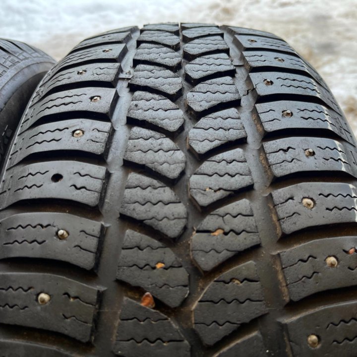 2 шт. Зима Тigar Sigura Stud 215/55 R16 97Т