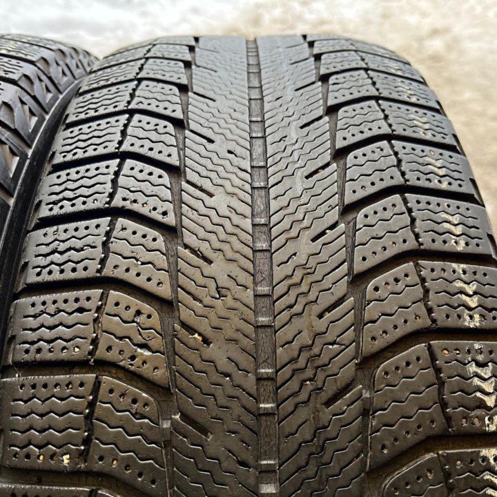 2 шт. Зима Michelin X-Ice XI2 205/55 R16 91T