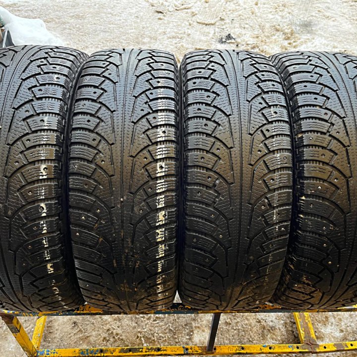 Зима Nokian Hakkapeliitta 5 Suv 245/65 R17 111T