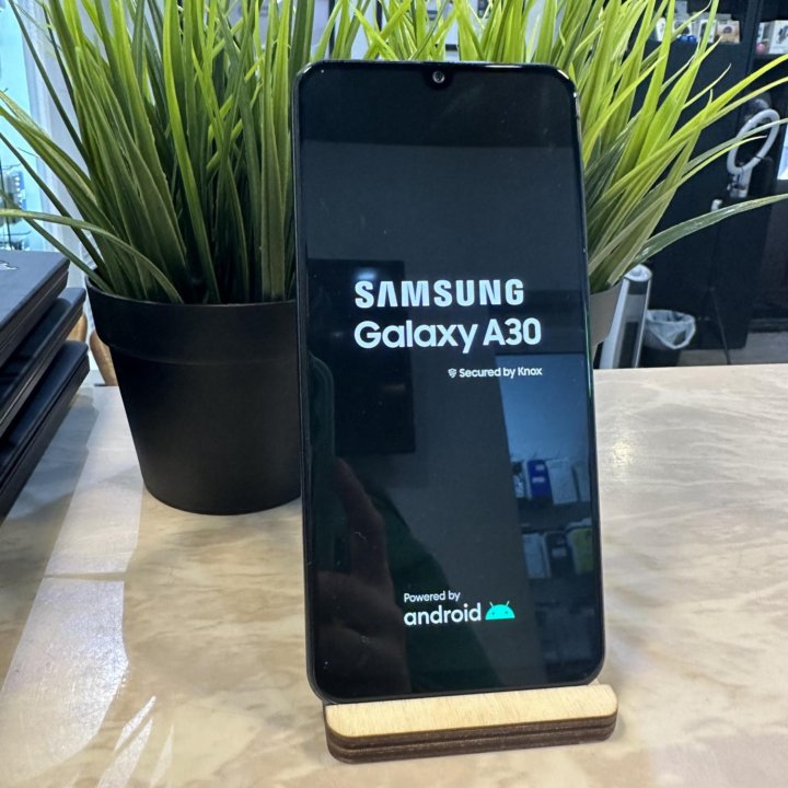 БУ Samsung Galaxy A30 3 - 32Gb