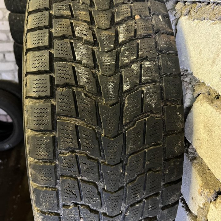 Зимняя резина Dunlop Grandtrek SJ6 265/60 R18 110Q